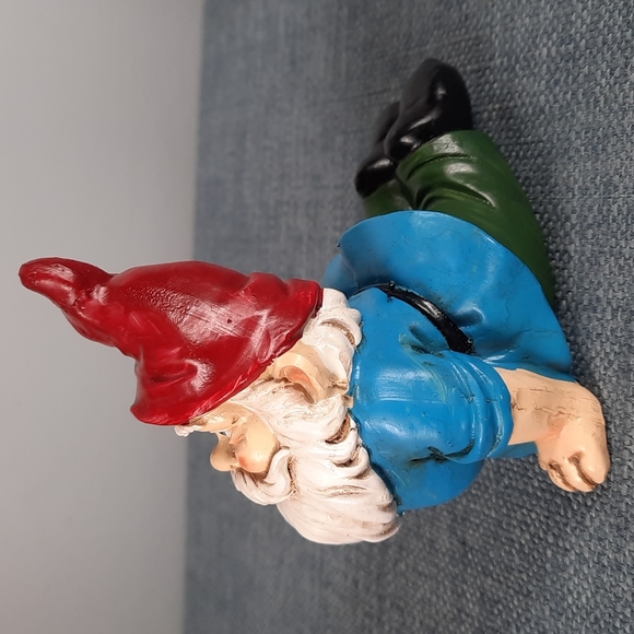 Garden Gnome Yoga Poses Whimsical Yard Resin Figures Indoor Outdoor Set 4 NWT - Picture 3 of 10